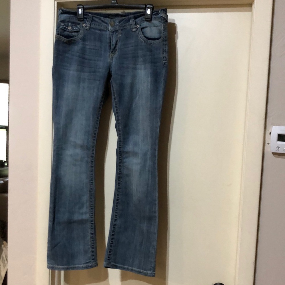 Twenty one black women’s jeans